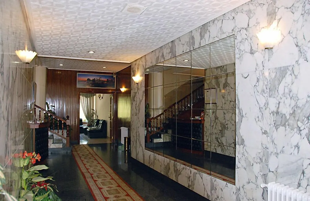 Hotel América-1